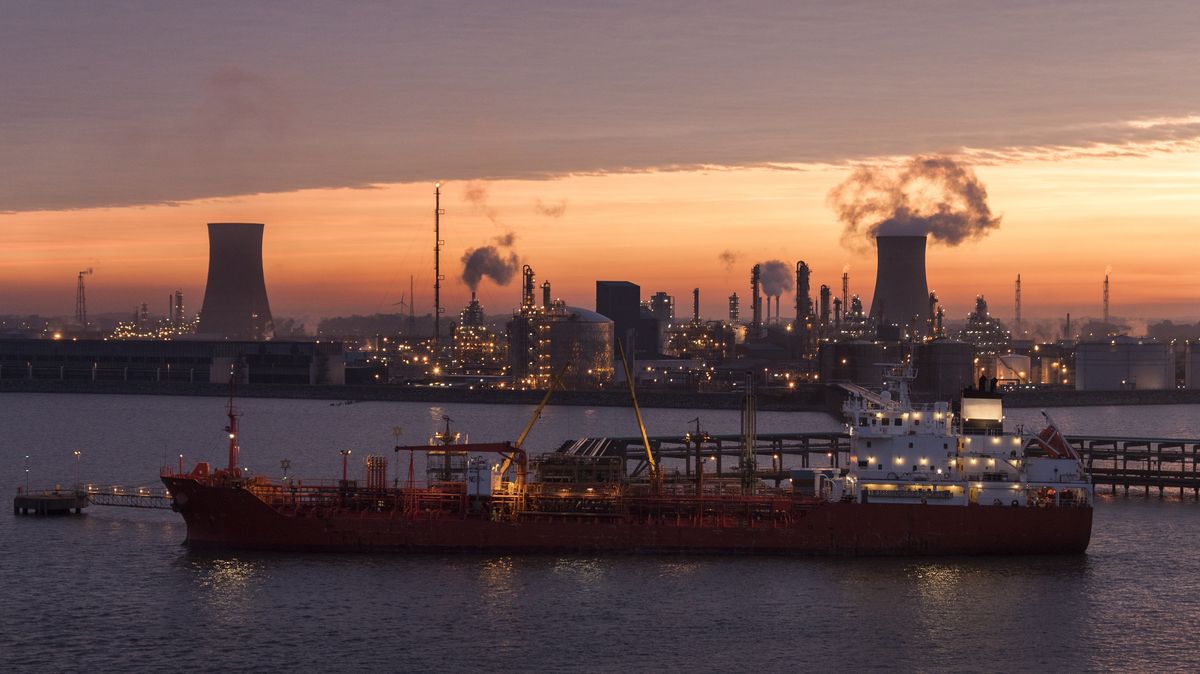 Česko letos jelo na vlně megatransakcí. Hlavně v režii Křetínského